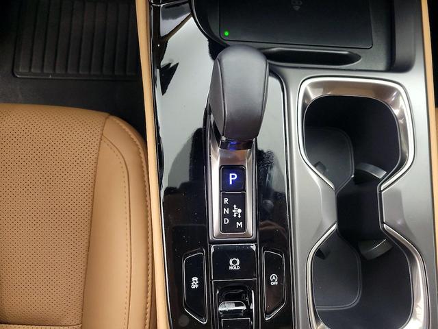 Photo of 2025 Gray Lexus NX 250