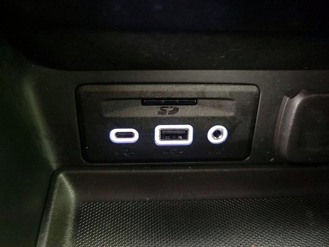Photo of 2022 White GMC Terrain
