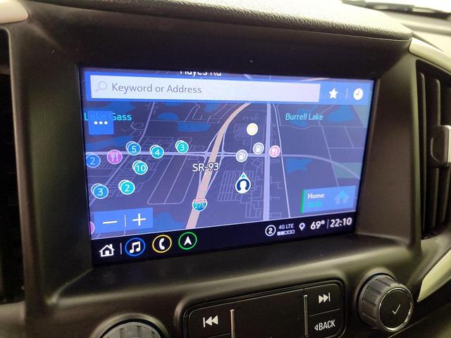 Photo of 2022 White GMC Terrain