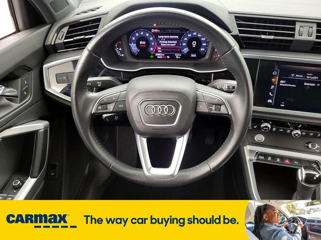 Photo of 2020 Gray Audi Q3