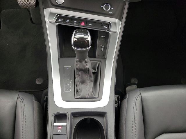 Photo of 2020 Gray Audi Q3