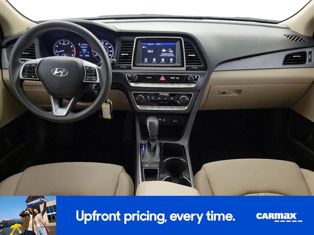 Photo of 2019 Black Hyundai SONATA