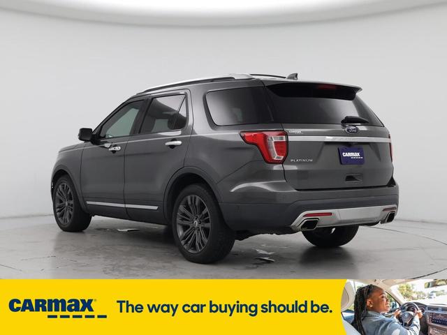Photo of 2017 Gray Ford Explorer