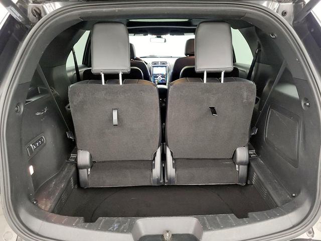 Photo of 2017 Gray Ford Explorer