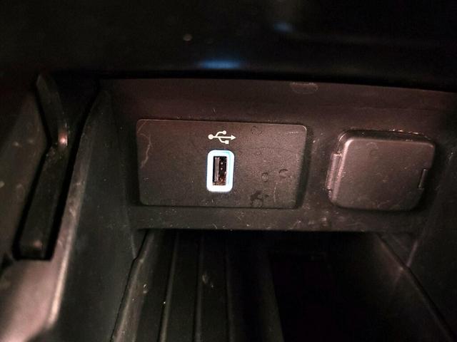 Photo of 2017 Gray Ford Explorer