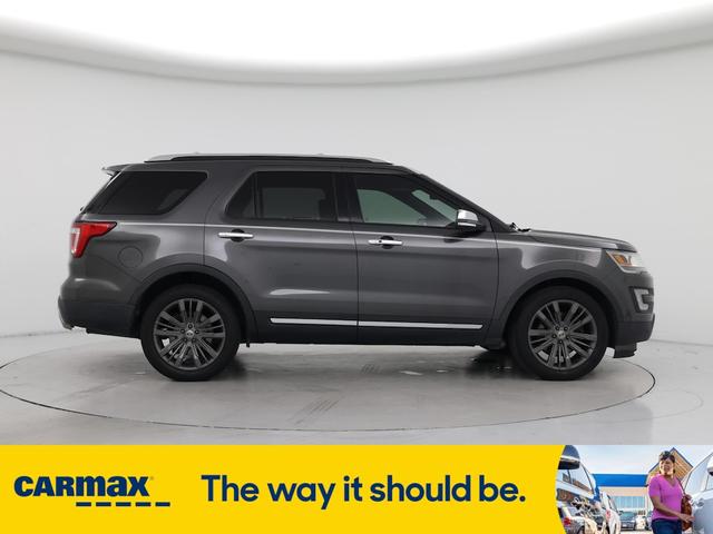 Photo of 2017 Gray Ford Explorer