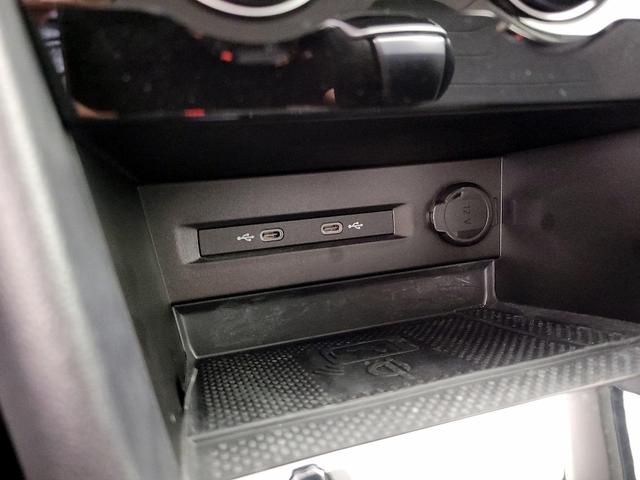 Photo of 2023 Gray Volkswagen Taos
