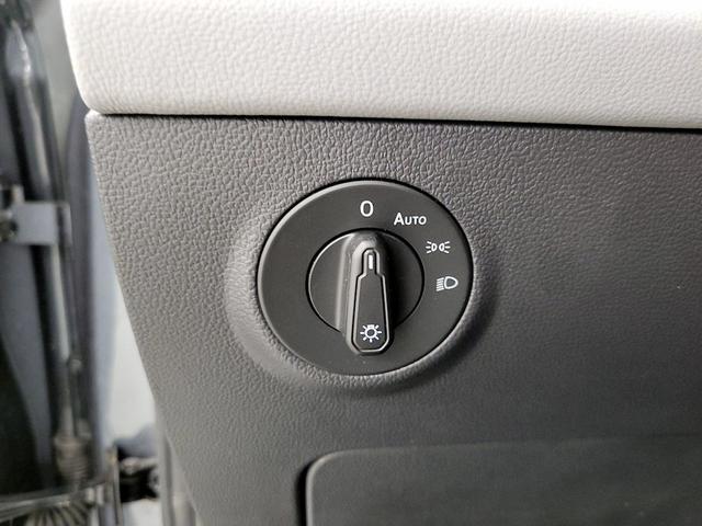 Photo of 2023 Gray Volkswagen Taos