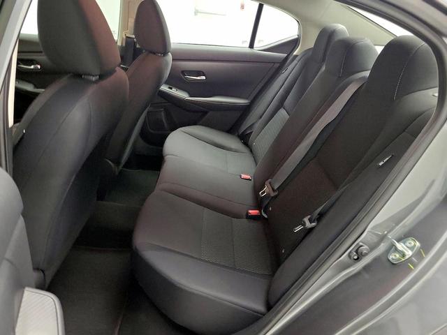 Photo of 2022 Gray Nissan Sentra