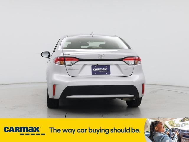 Photo of 2021 Silver Toyota Corolla