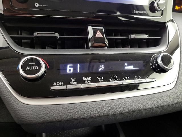 Photo of 2021 Silver Toyota Corolla