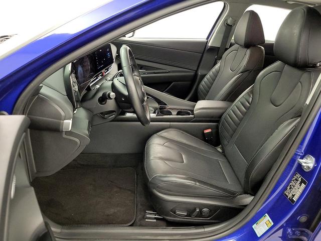 Photo of 2023 Blue Hyundai ELANTRA
