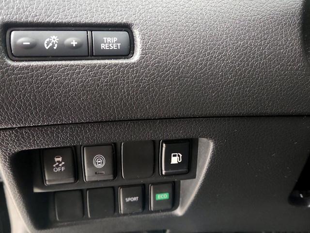 Photo of 2020 Black Nissan Rogue