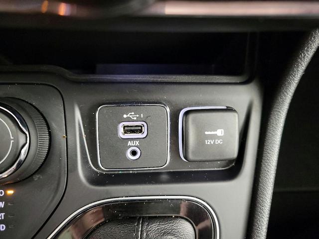 Photo of 2019 Black Jeep Cherokee