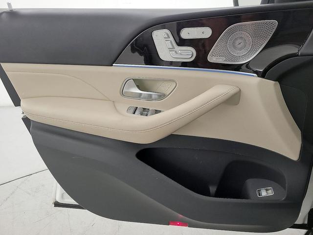 Photo of 2020 White Mercedes-Benz GLE 350