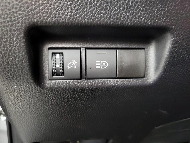 Photo of 2025 Silver Toyota RAV4