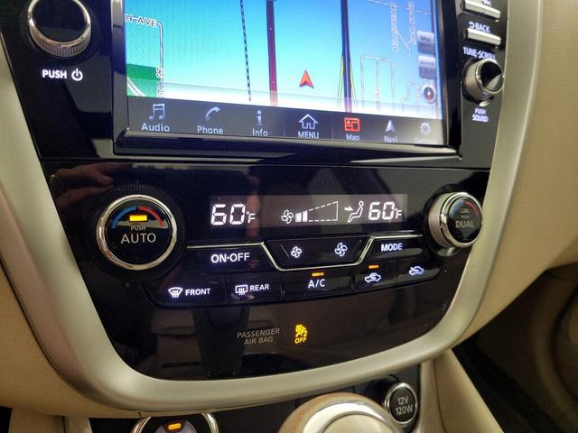Photo of 2018 Brown Nissan Murano