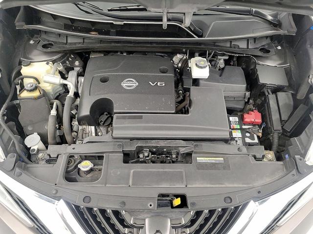 Photo of 2018 Brown Nissan Murano