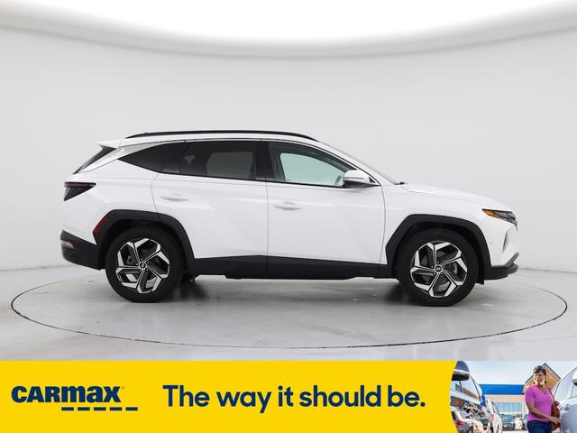 Photo of 2023 White Hyundai TUCSON