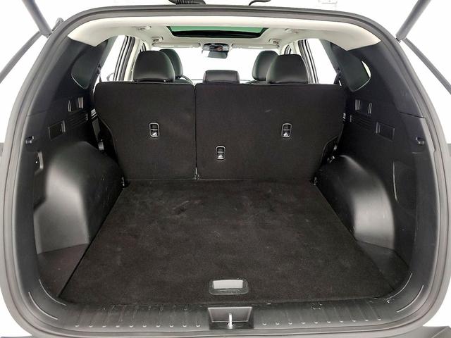 Photo of 2023 White Hyundai TUCSON