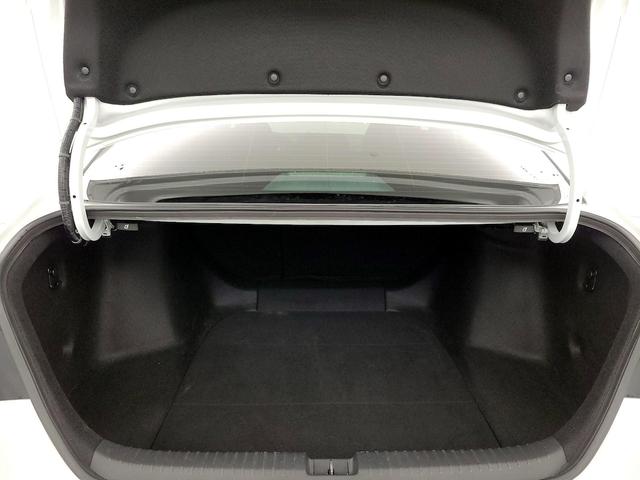 Photo of 2023 White Honda Accord Hybrid