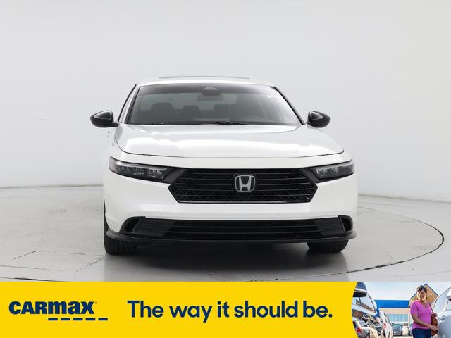 Photo of 2023 White Honda Accord Hybrid