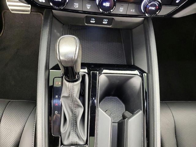 Photo of 2023 White Honda Accord Hybrid