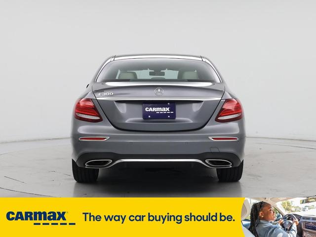 Photo of 2018 Gray Mercedes-Benz E-Class