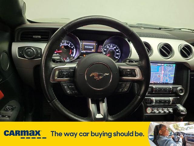 Photo of 2015 Gray Ford Mustang
