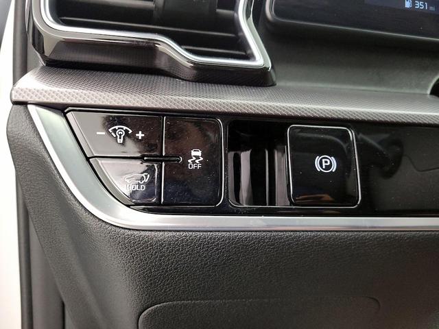 Photo of 2023 White Kia Sportage
