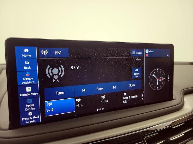 Photo of 2025 White Acura MDX