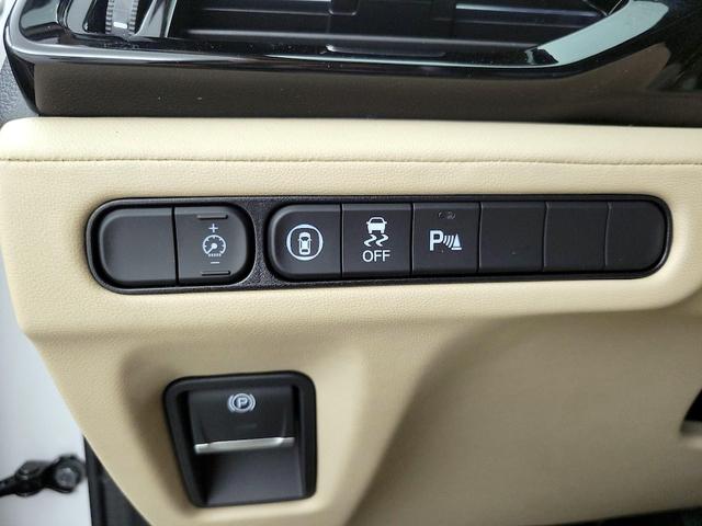 Photo of 2025 White Acura MDX