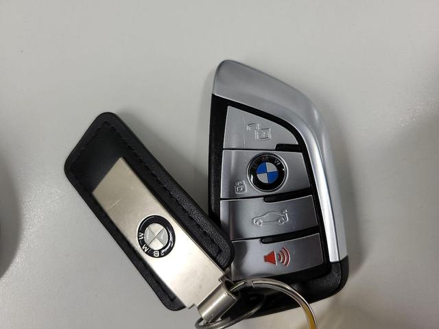 Photo of 2023 Black BMW X5