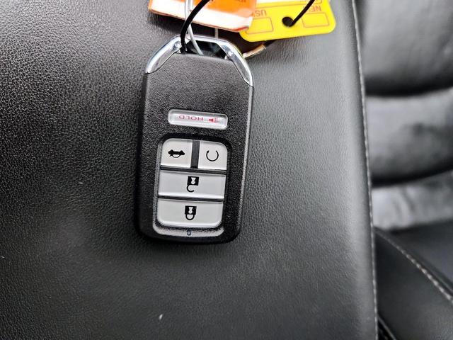 Photo of 2023 Black Honda Accord Hybrid