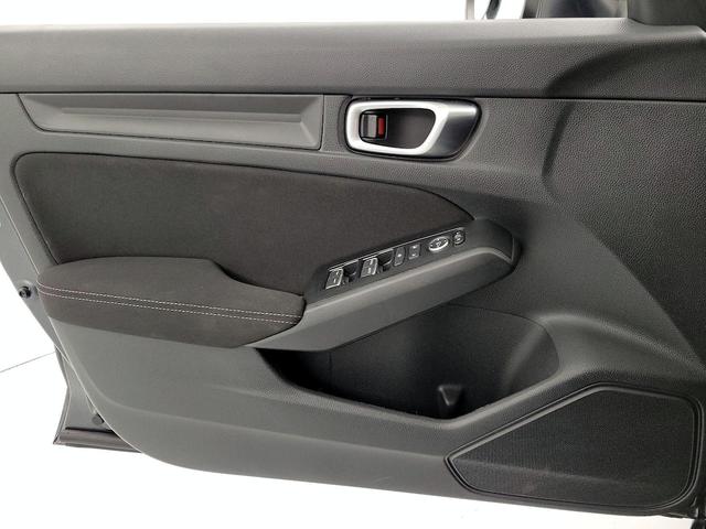 Photo of 2023 Gray Honda Civic