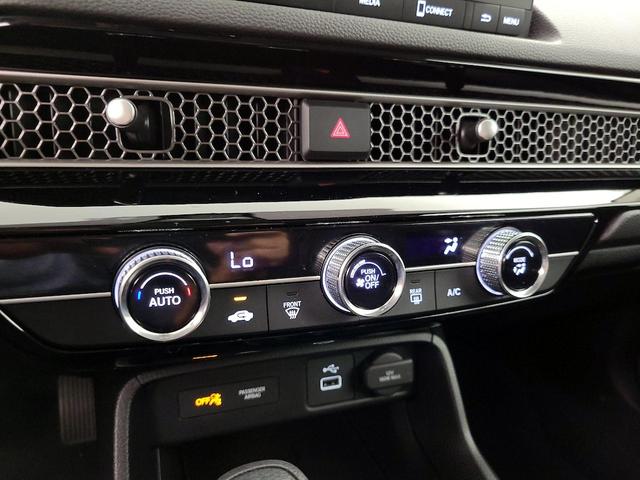 Photo of 2023 Gray Honda Civic