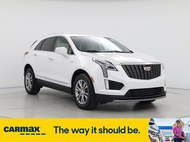 Photo of 2021 White Cadillac XT5