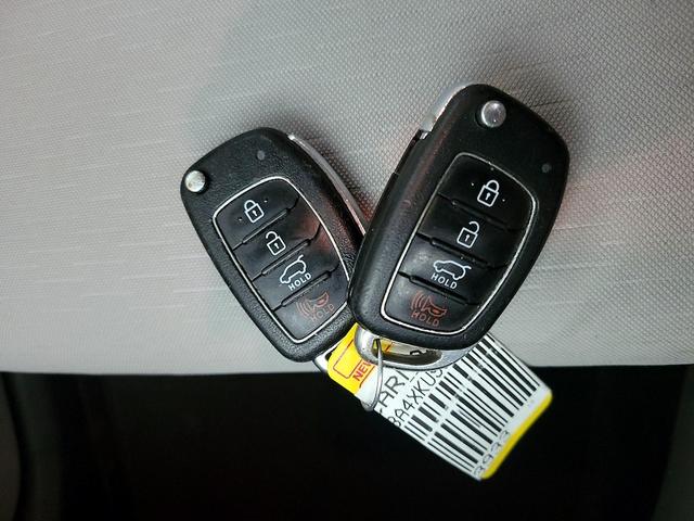 Photo of 2019 Black Hyundai TUCSON