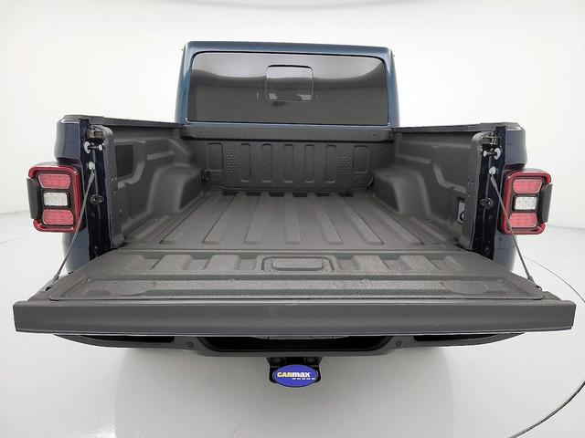 Photo of 2025 Blue Jeep Gladiator