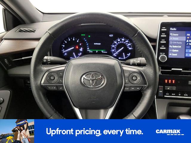 Photo of 2021 Black Toyota Avalon