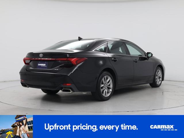 Photo of 2021 Black Toyota Avalon