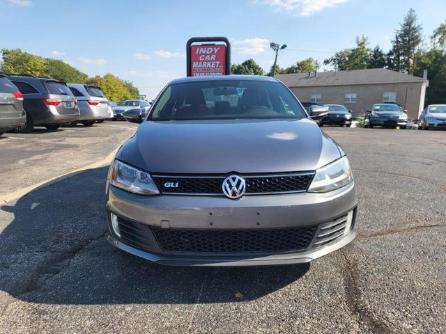 Photo of 2012 Platinum Gray Metallic Volkswagen Jetta