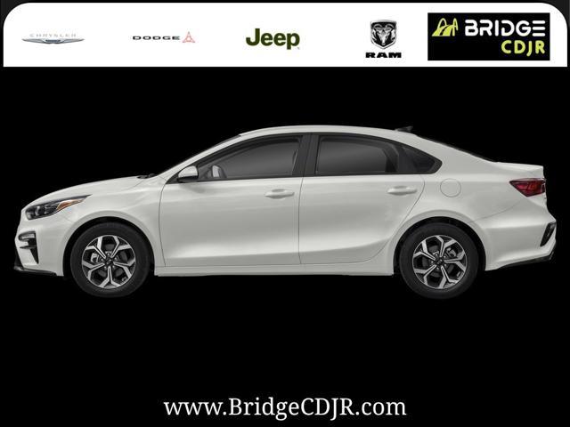 Photo of 2021 Clear White Kia Forte