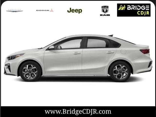 Photo of 2021 Clear White Kia Forte