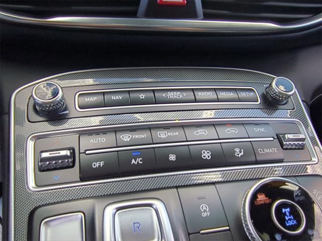 Photo of 2023 Shimmering Silver Pearl Hyundai SANTA FE