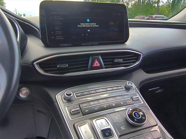 Photo of 2023 Shimmering Silver Pearl Hyundai SANTA FE