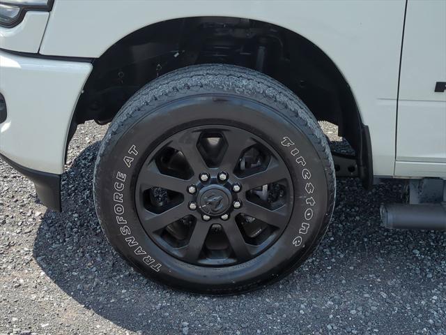 Photo of 2024 Pearl White RAM 2500