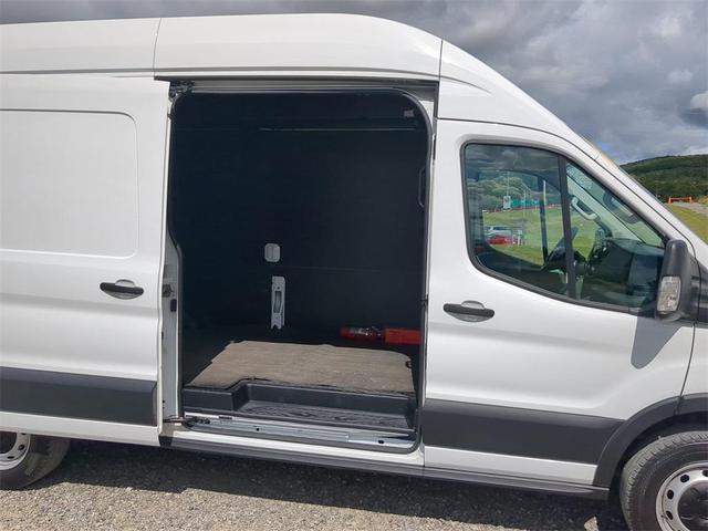 Photo of 2020 Oxford White Ford Transit-350