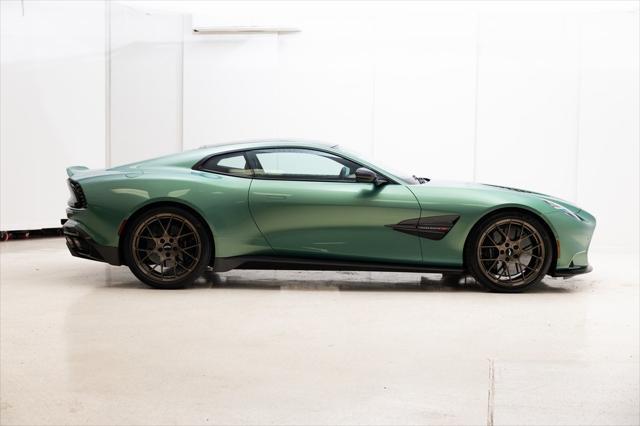 Photo of 2025 Q Iridescent Emerald Aston Martin Vanquish