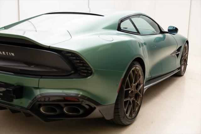 Photo of 2025 Q Iridescent Emerald Aston Martin Vanquish